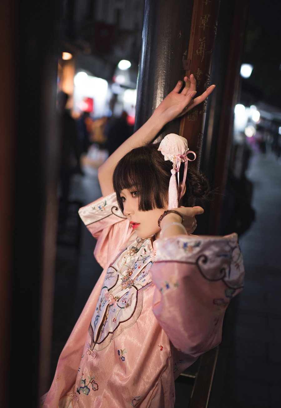 阿包也是兔娘cos国潮少女写真,东方韵味美图赏析 阿包也是兔娘cos国潮少女写真,东方韵味美图赏析