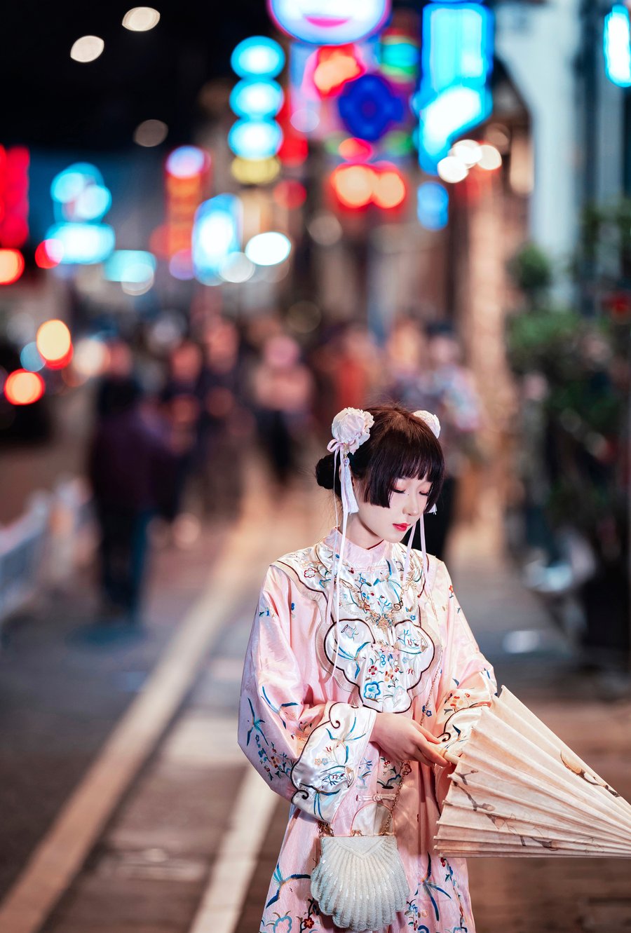 阿包也是兔娘cos国潮少女写真,东方韵味美图赏析 阿包也是兔娘cos国潮少女写真,东方韵味美图赏析