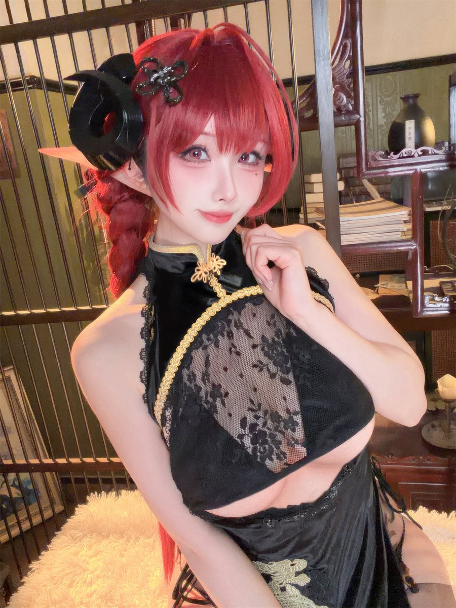 rioko凉凉子cos碧蓝航线 兴登堡旗袍深阁舞戏写真 rioko凉凉子cos碧蓝航线 兴登堡旗袍深阁舞戏写真