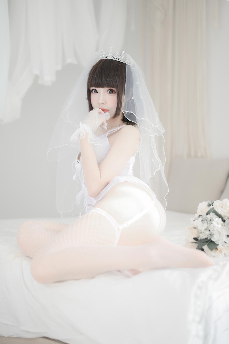 十万珍吱伏特COS花嫁图集 唯美婚纱角色扮演 十万珍吱伏特COS花嫁图集 唯美婚纱角色扮演