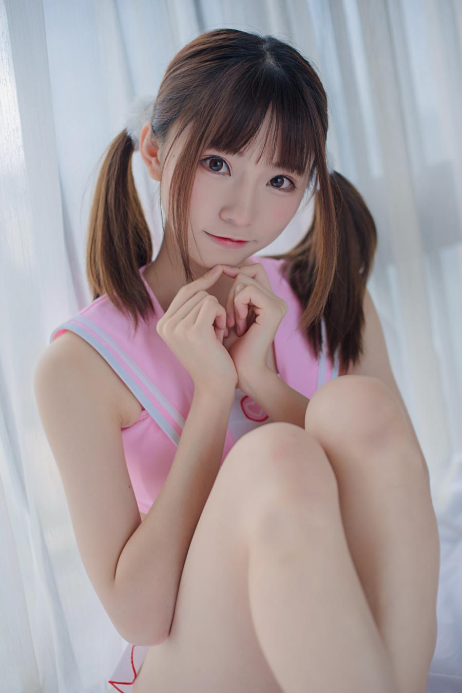 绮太郎 Kitaro COS水手服图片写真 甜美可爱瞬间 绮太郎 Kitaro COS水手服图片写真 甜美可爱瞬间
