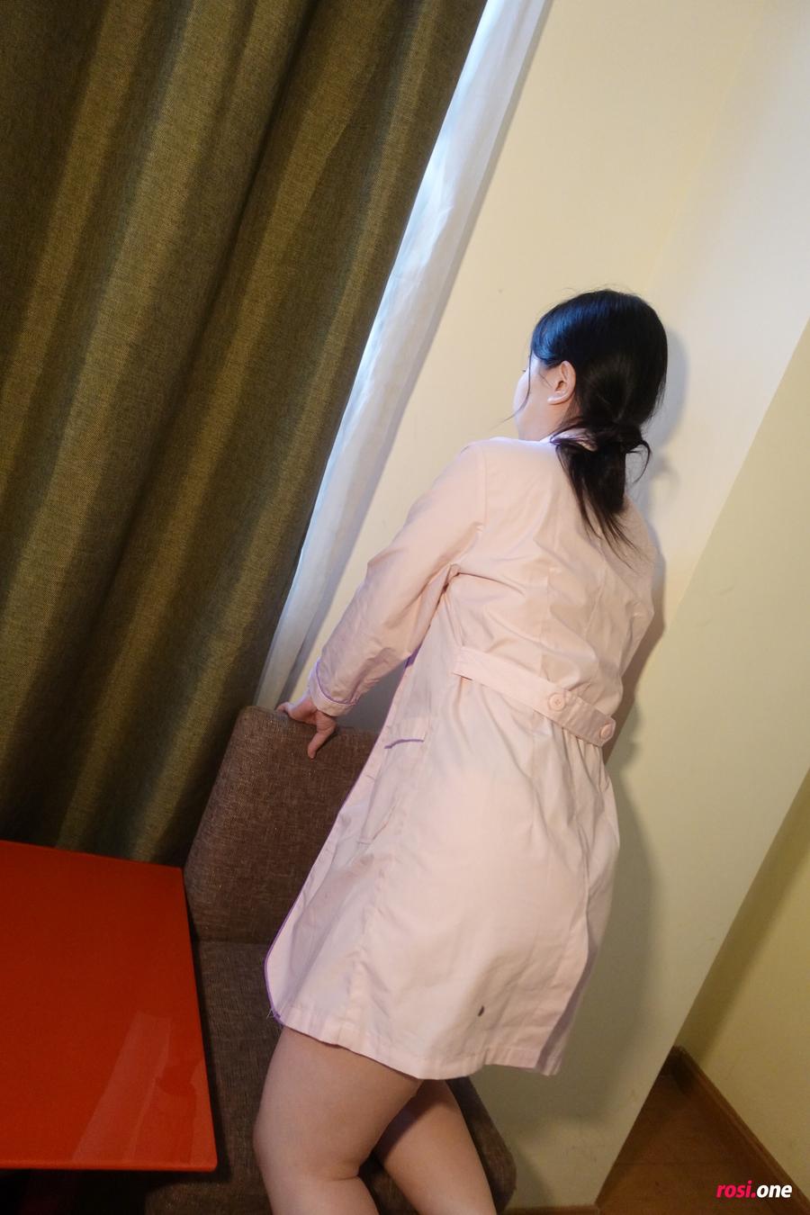 ROSI写真人物专题赏析:清新少女风优雅穿搭图集 ROSI写真-写真图片合集