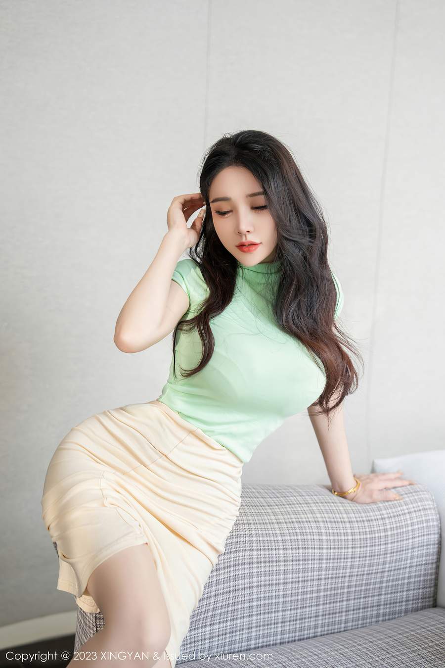 潘娇娇人设标签与写真图集赏析 潘娇娇-写真图片合集