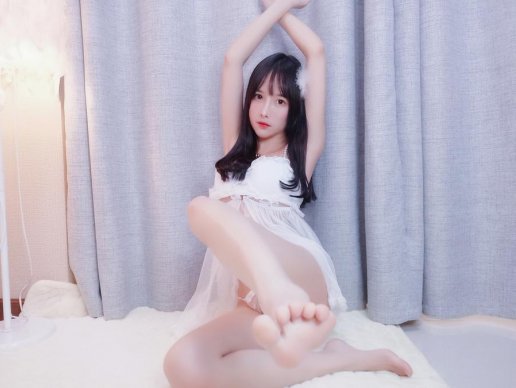 小小奶瓶儿cos仙女兔私人订制图集萌趣写真